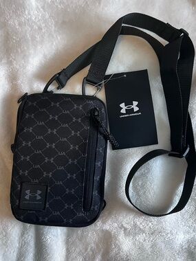 NWT Under Armour Loudon Small Printed Crossbody Bag Black UA Monogram